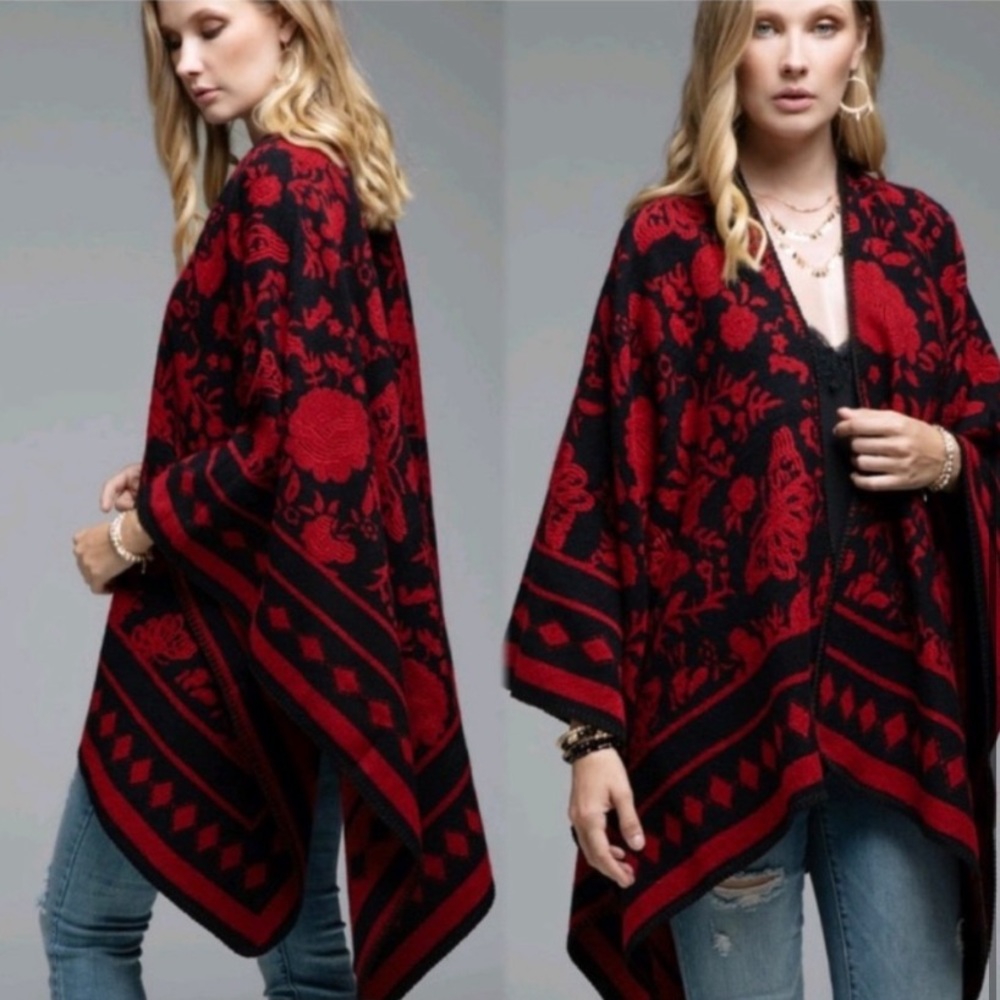 5 Star ⭐️ Rated. New Reversible Floral Butterfly Sweater Ruana Wrap - Picture 3 of 7